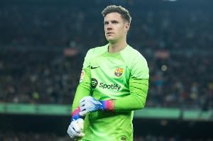 记者：特尔施特根抵达甘伯体育城，预计今日与弗里克会面